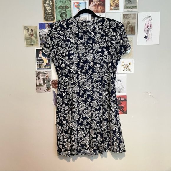 VINTAGE FAIRYCORE FAECORE TIE FRONT FIT N FLARE SHORT SLEEVE DRESS L BLUE WHITE - Picture 4 of 8